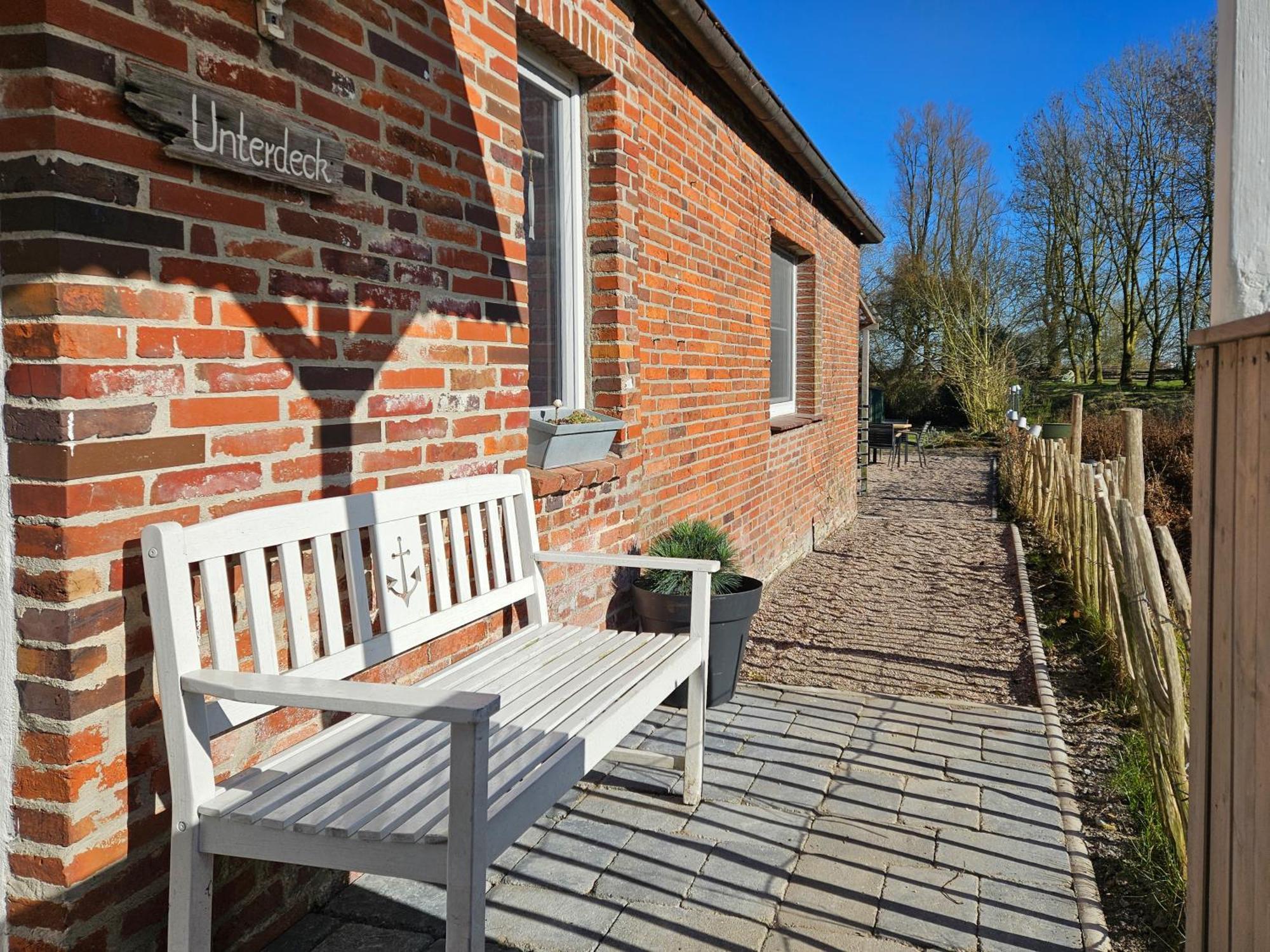 Smittshoern 3 - Nordsee Erdgeschosswohnung Mit Eingezaeunten Garten, Kamin Und Lounge! Altfunnixsiel Екстериор снимка